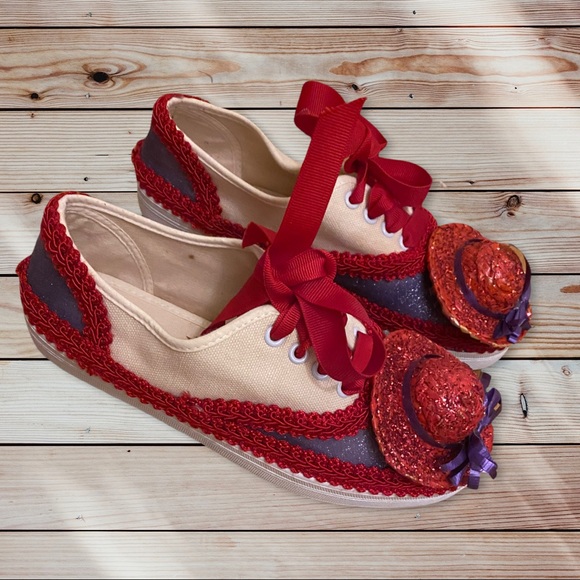 Laguna B Shoes - Red Hat Society Costume *RARE* Ked Like Shoes (LAGUNA) Size Women's US 7